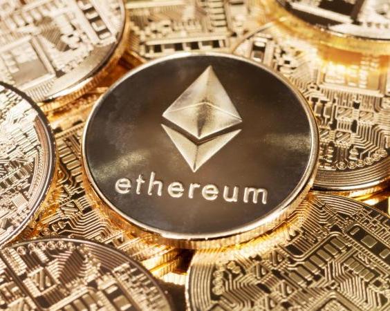 Эфир ищет дно: возможен ли откат до $2800?